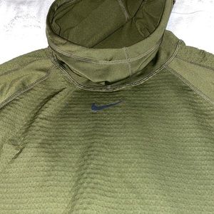 Nike light pull over